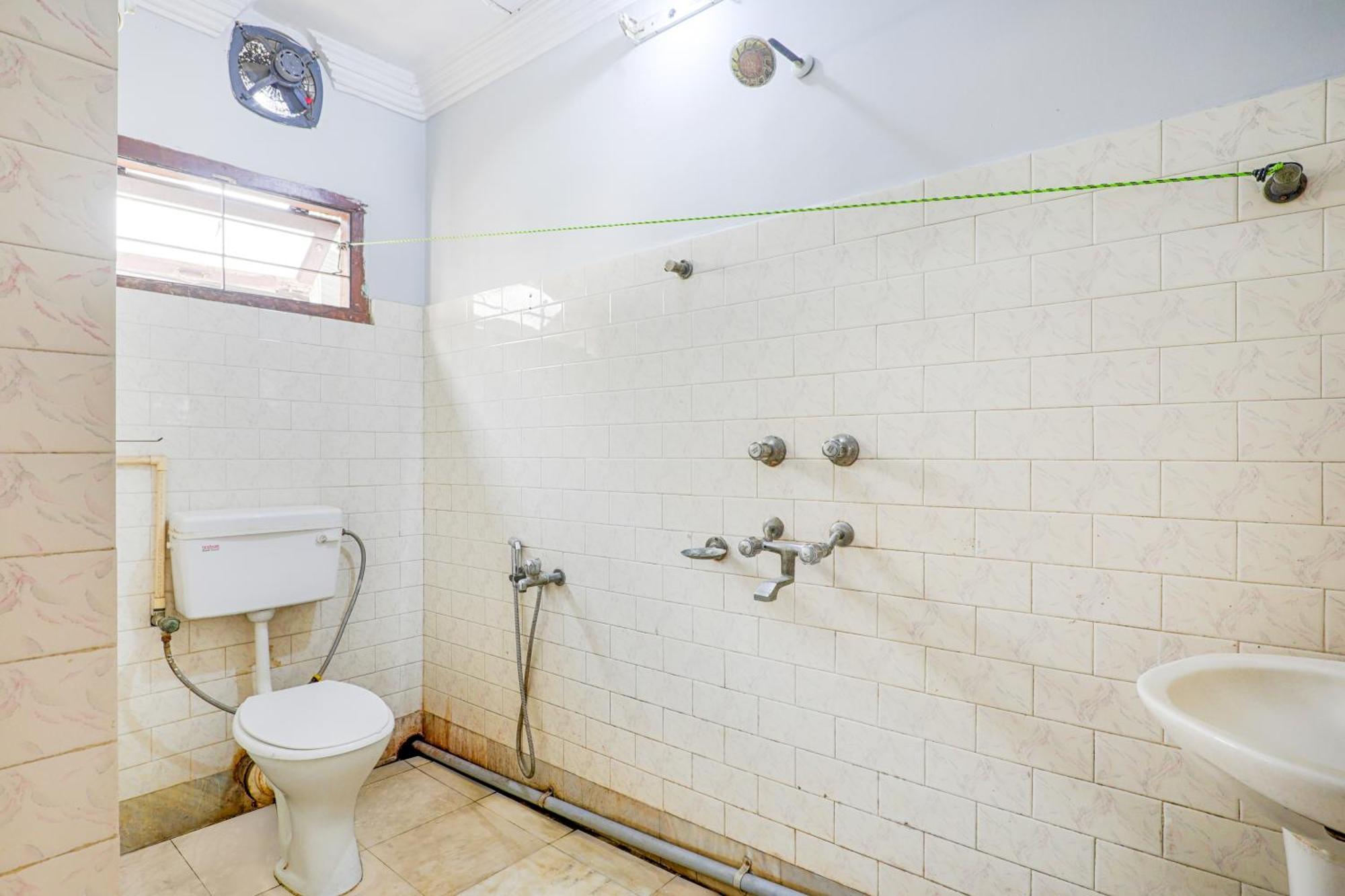 Exotic Villa Homestay Guwahati Exteriör bild